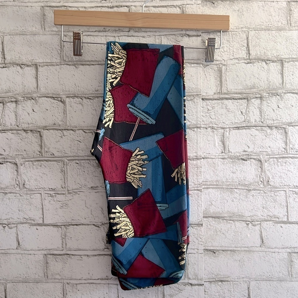 NEW!!! French Fries & Soda Leggings OS Onesize Lularoe Black Background